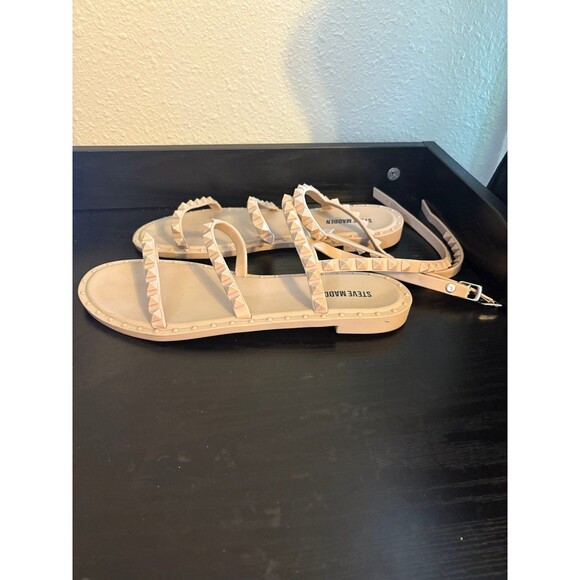 Steve Madden Transport Stud Rubber Strappy Gladiator Sandals in Blush Size 9 - Picture 4 of 5